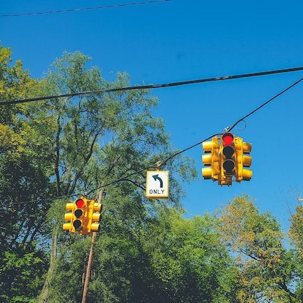 Fighting-Negativity-Stoplight-Monday-Motif